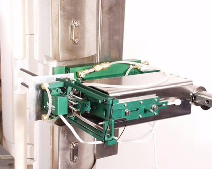3548HI axial high temperature extensometer mounted on split furnace